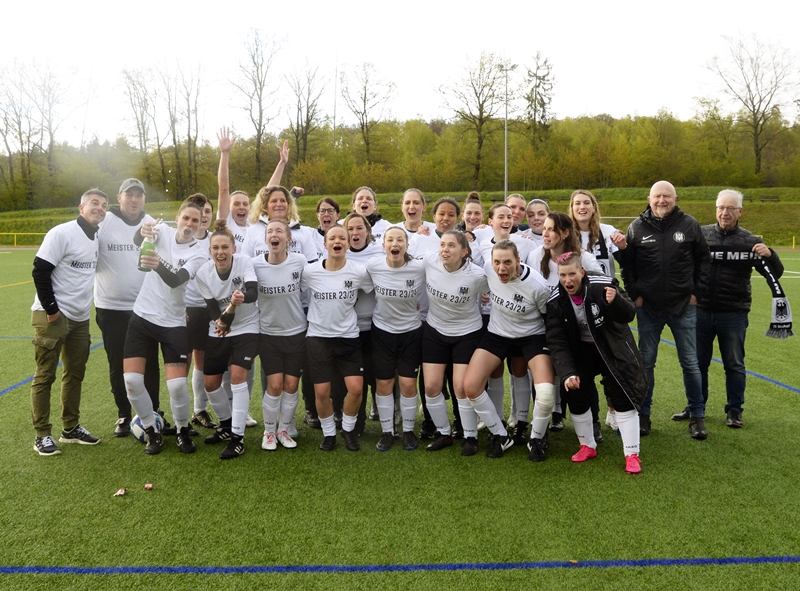 SVN-Fußball-Frauen werden Kreisoberliga-Meister