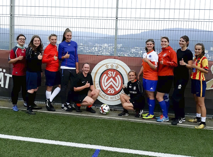 Fußball: SVN-Frauen trainieren im NLZ auf dem Halberg