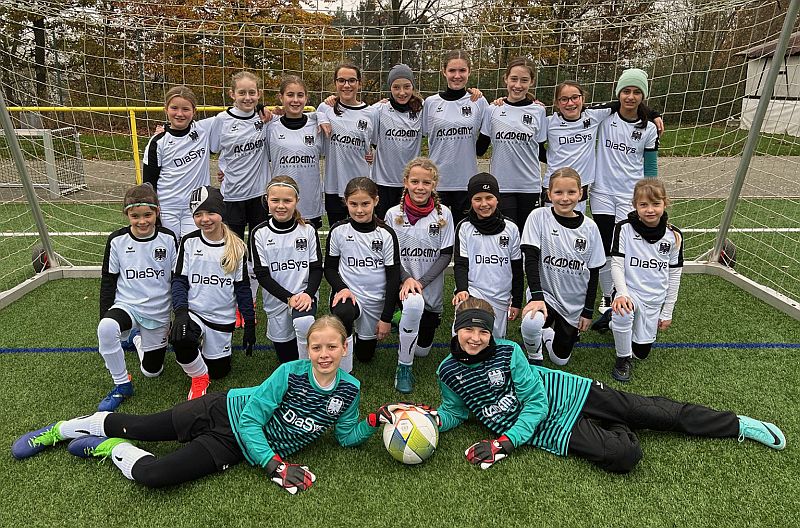 Jugendfußball boomt beim SV Neuhof Jugendfußball boomt beim SV Neuhof